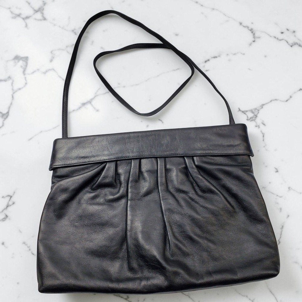 Charles Klein Black Leather Crossbody Bag Made in Italy‎ Pleated Clutch Purse